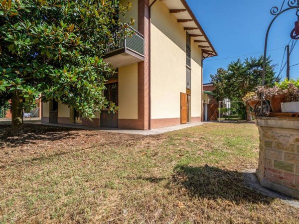 casa indipendente in vendita a Baricella