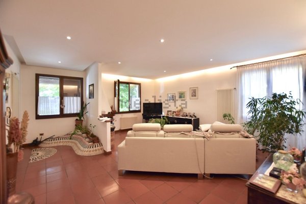 casa indipendente in vendita a Baricella