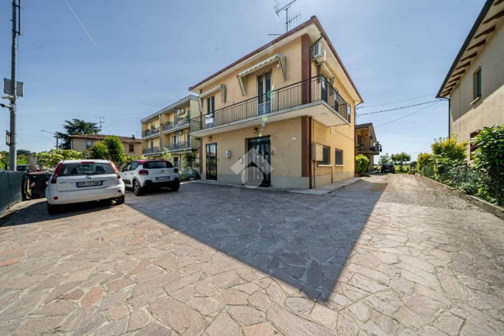 casa indipendente in vendita a Baricella