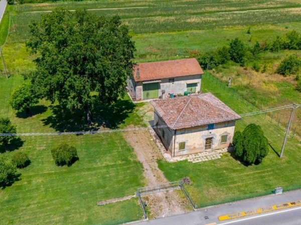 casa indipendente in vendita a Baricella