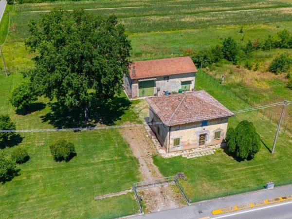 casa indipendente in vendita a Baricella
