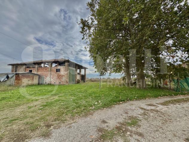 locale di sgombero in vendita a Baricella in zona Passo Segni