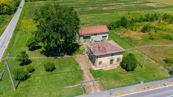 casa indipendente in vendita a Baricella