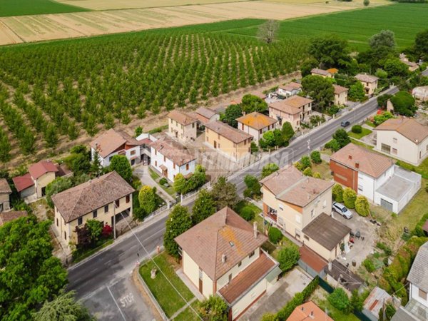 casa indipendente in vendita a Baricella