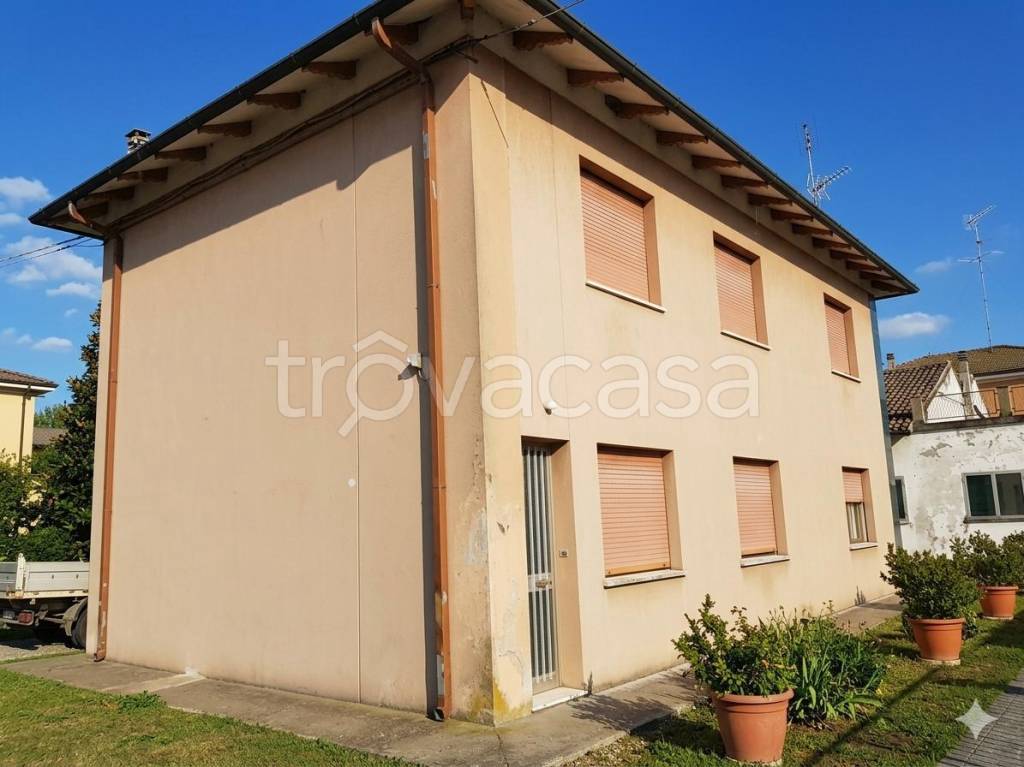 casa indipendente in vendita a Baricella in zona Boschi