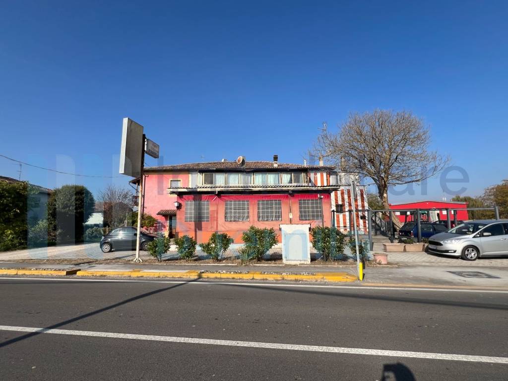 quadrivano in vendita a Baricella in zona Boschi