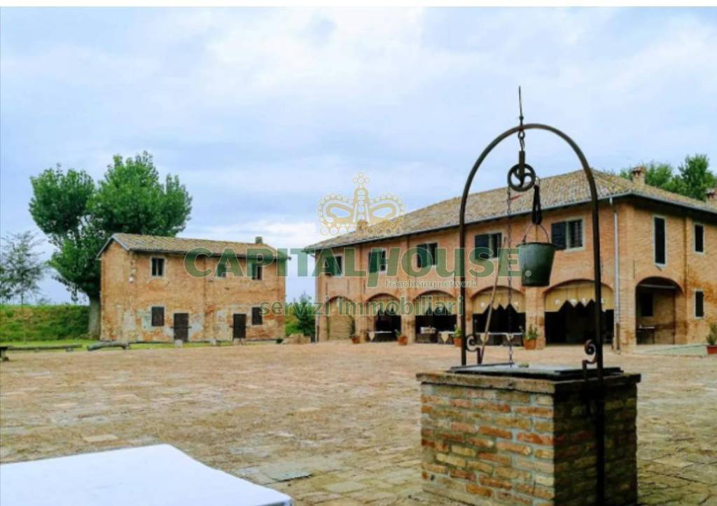 negozio in vendita a Bentivoglio