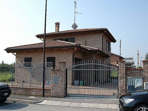 casa indipendente in vendita a Bentivoglio