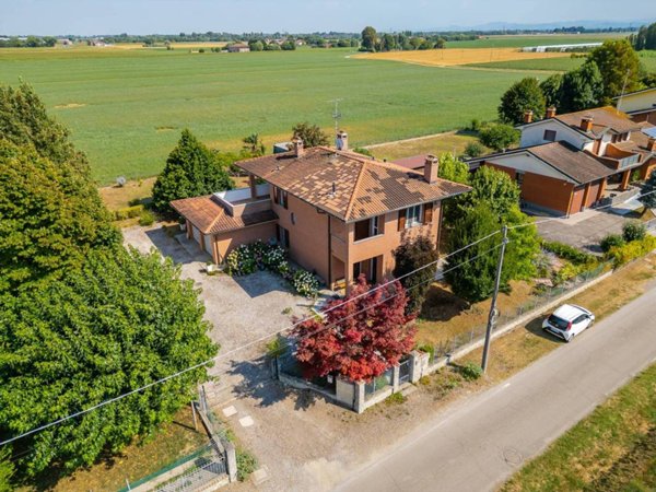 casa indipendente in vendita a Bentivoglio