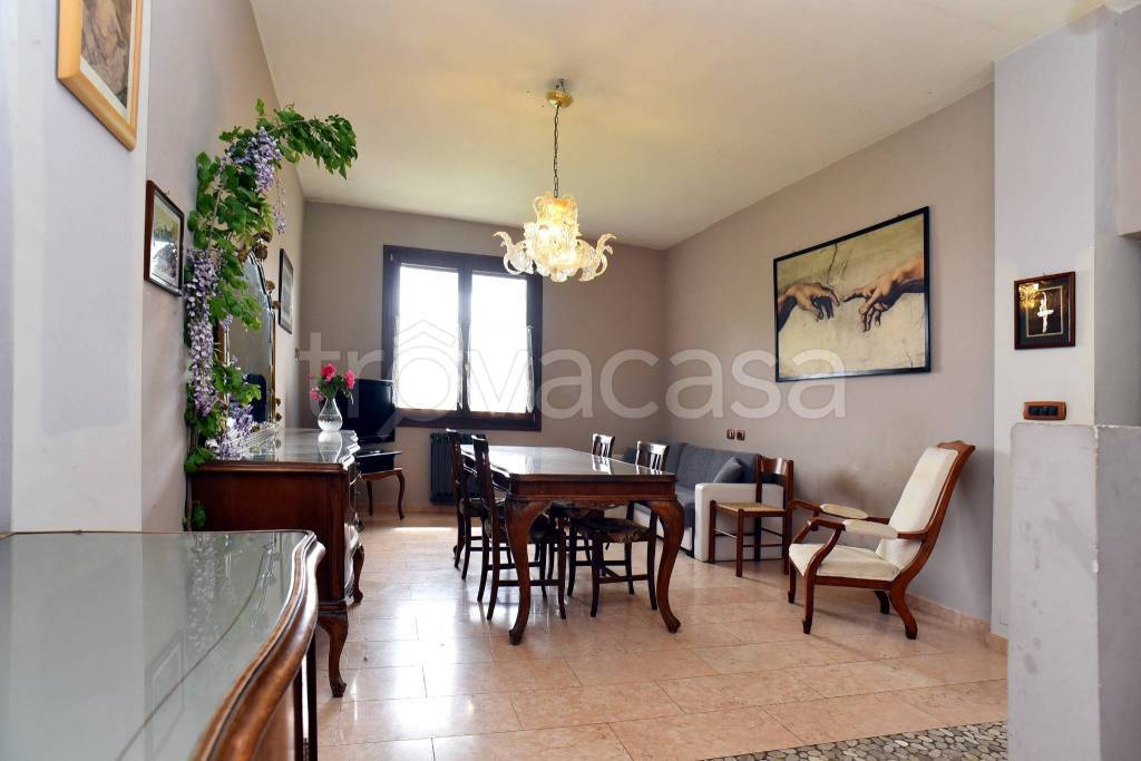 casa indipendente in vendita a Bentivoglio