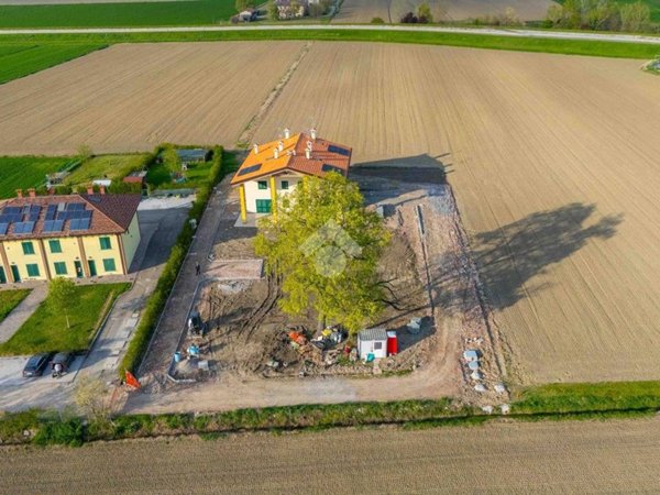 casa indipendente in vendita a Bentivoglio