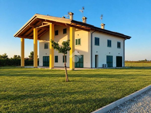 casa indipendente in vendita a Bentivoglio