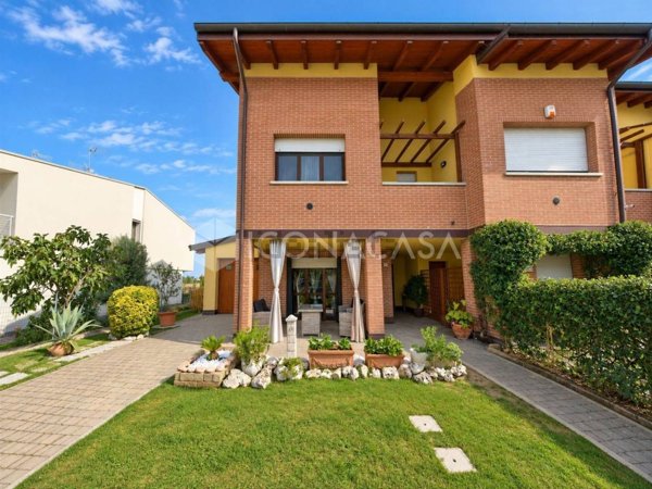 casa indipendente in vendita a Bentivoglio
