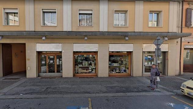 negozio in vendita a Bologna in zona Saffi