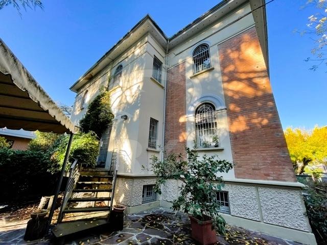 villa in vendita a Bologna in zona Murri