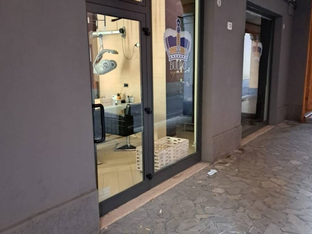 negozio in vendita a Bologna in zona Centro Storico
