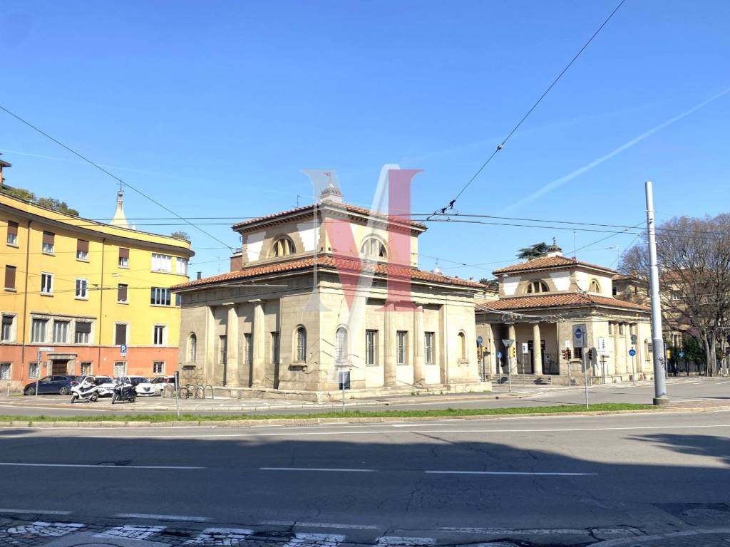 appartamento in vendita a Bologna in zona Santo Stefano
