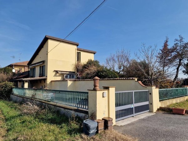 casa indipendente in vendita a Bologna in zona San Vitale