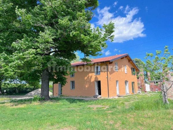 casa indipendente in vendita a Bologna in zona Aeroporto