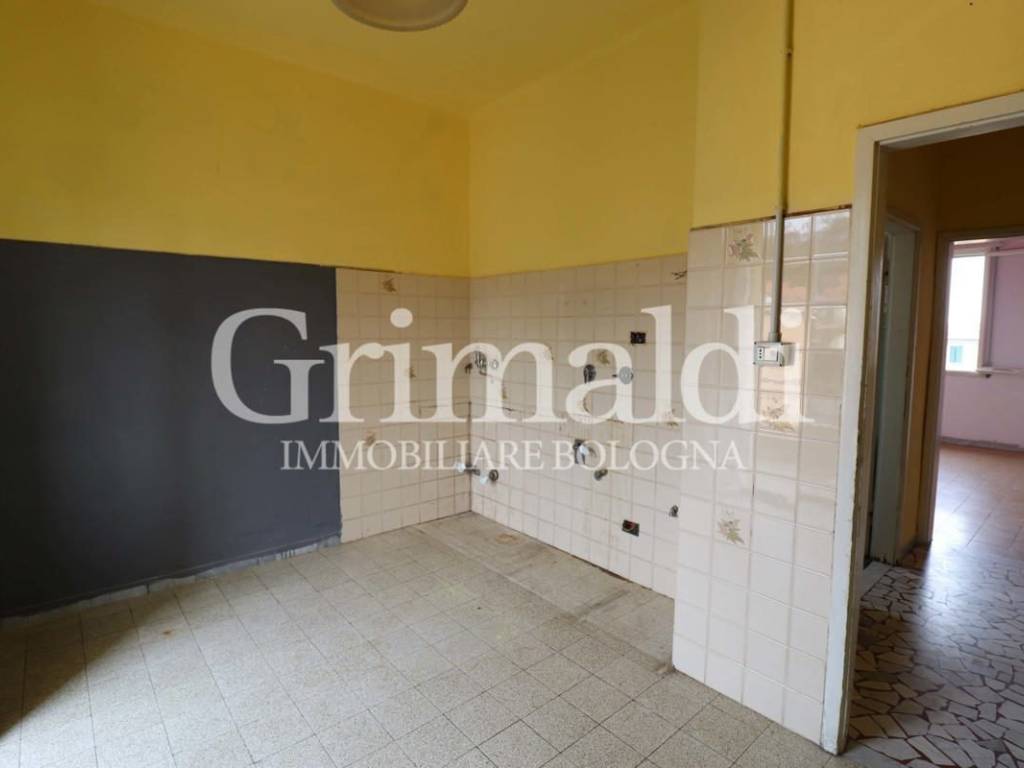 appartamento in vendita a Bologna in zona Savena