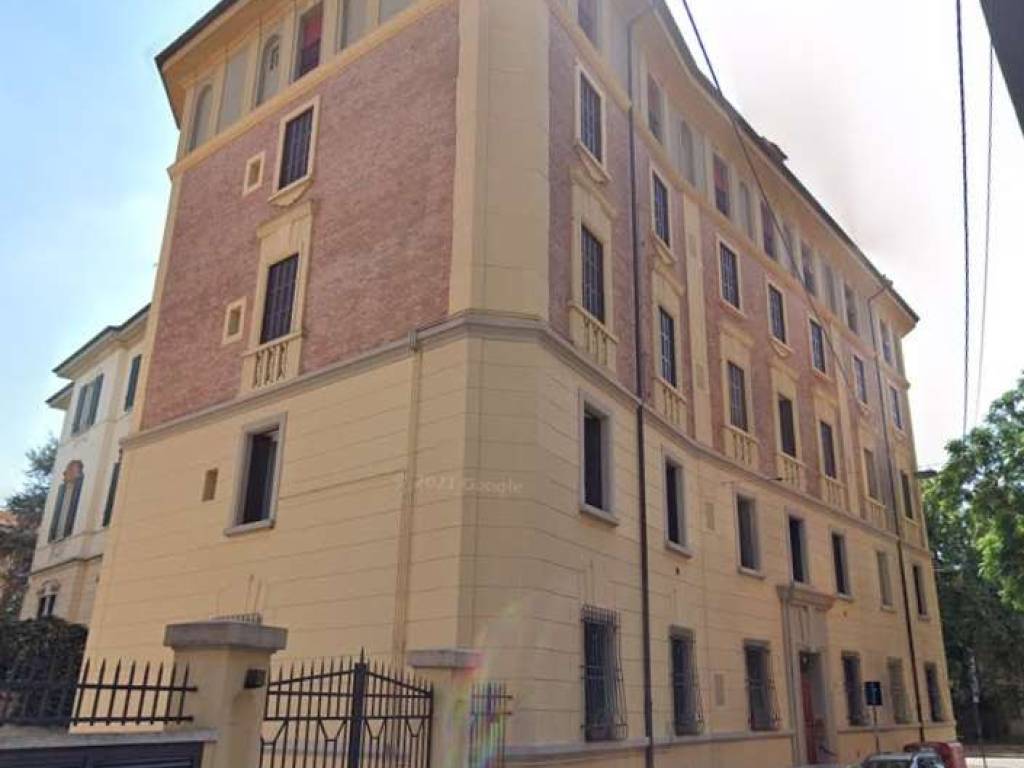 Pi di mille appartamenti in vendita a Bologna Via Dante Alighieri