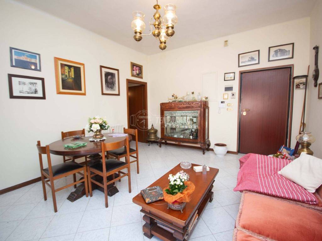 appartamento in vendita a Bologna in zona Quartiere Porto