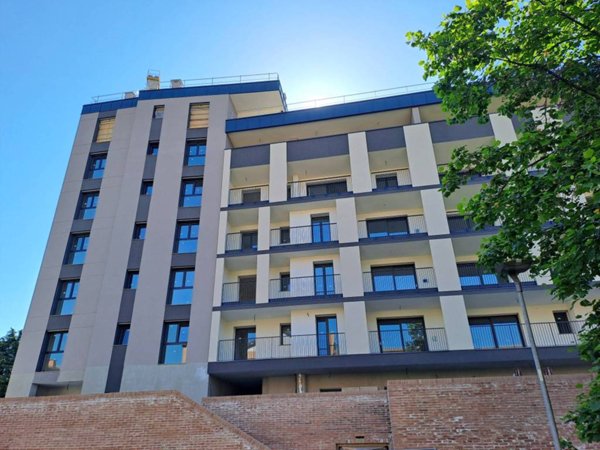 casa indipendente in vendita a Bologna in zona Quartiere Navile