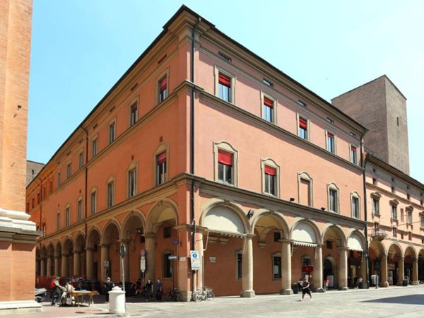 appartamento in vendita a Bologna in zona Centro Storico