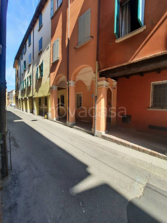 ufficio in vendita a Bologna in zona Centro Storico