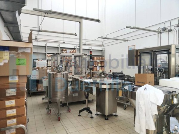 negozio in vendita a Bologna