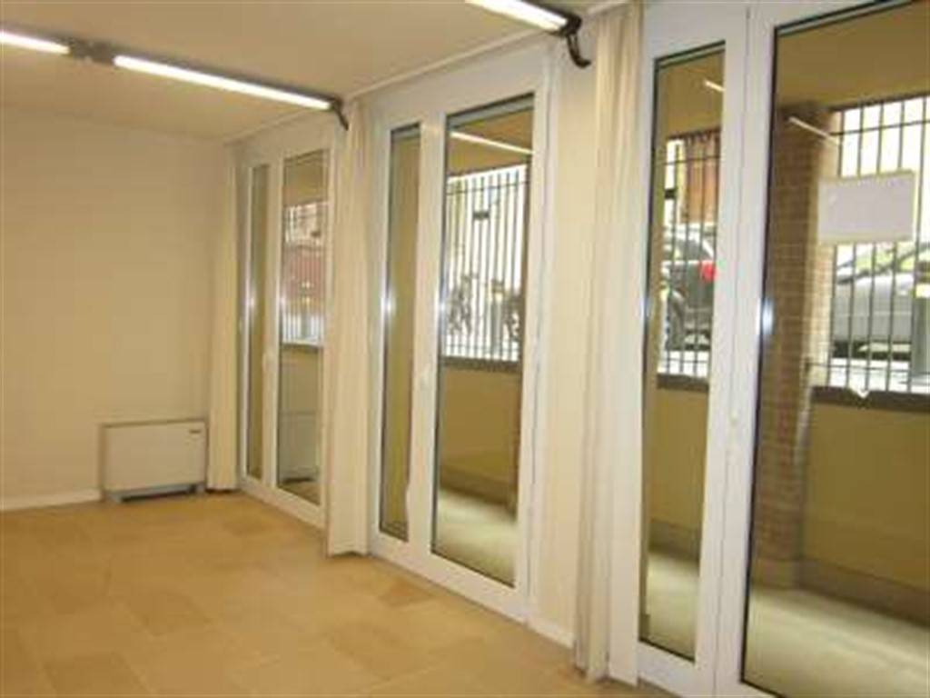 ufficio in vendita a Bologna in zona Centro Storico