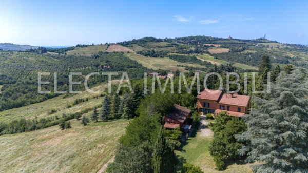 casa indipendente in vendita a Bologna in zona Colli