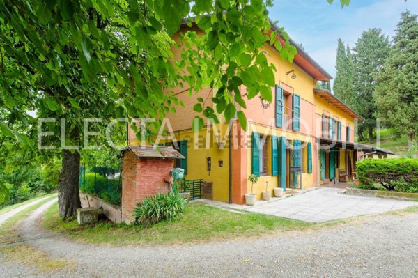 casa indipendente in vendita a Bologna in zona Colli