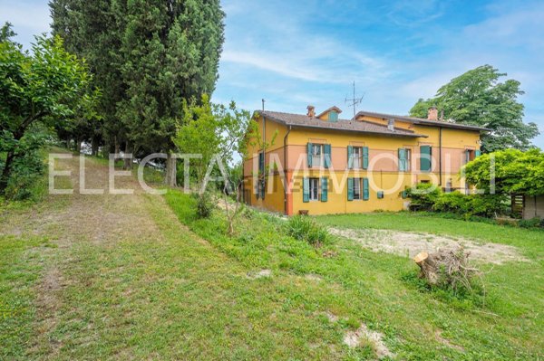 casa indipendente in vendita a Bologna in zona Colli