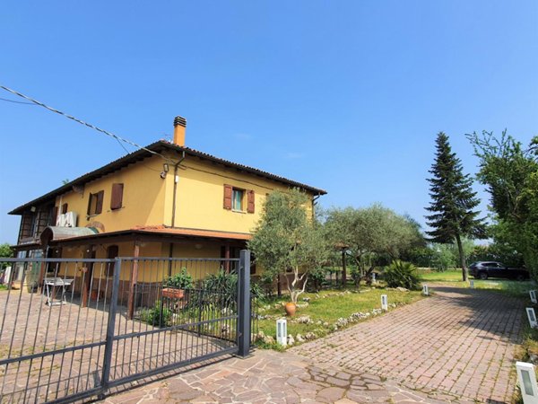 casa indipendente in vendita a Bologna in zona Borgo Panigale