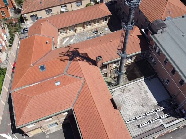 intera palazzina in vendita a Bologna in zona Bolognina