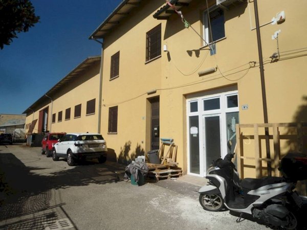 ufficio in vendita a Bologna