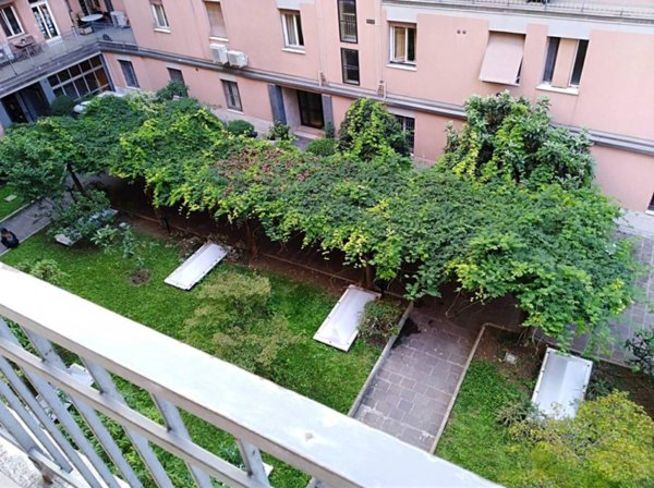 appartamento in vendita a Bologna in zona Centro Storico