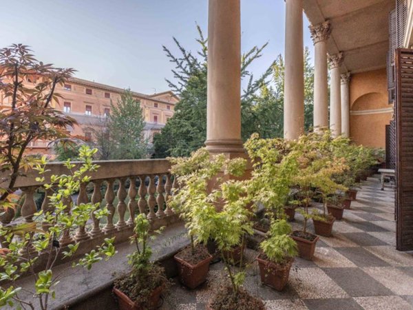 appartamento in vendita a Bologna in zona Centro Storico