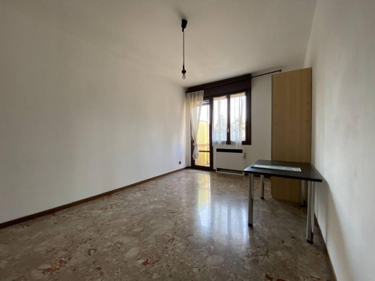 appartamento in vendita a Bologna in zona Saragozza
