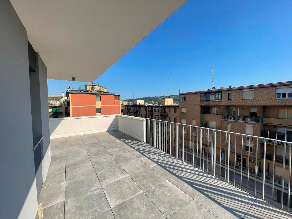 appartamento in vendita a Bologna in zona Saragozza