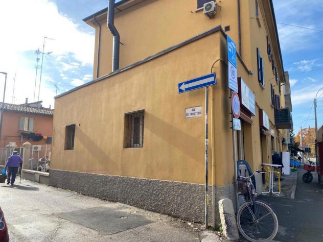 negozio in vendita a Bologna in zona Andrea Costa