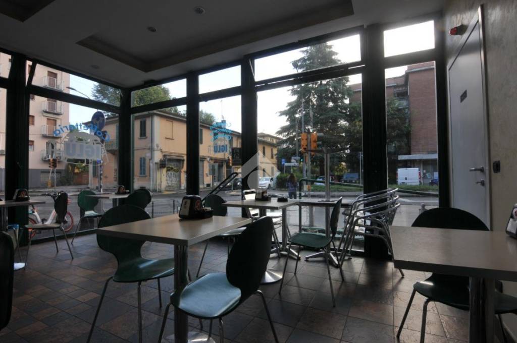 negozio in vendita a Bologna in zona Bolognina