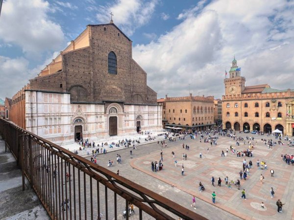 appartamento in vendita a Bologna in zona Centro Storico