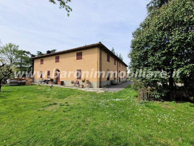 casa indipendente in vendita a Bologna in zona Quartiere Porto