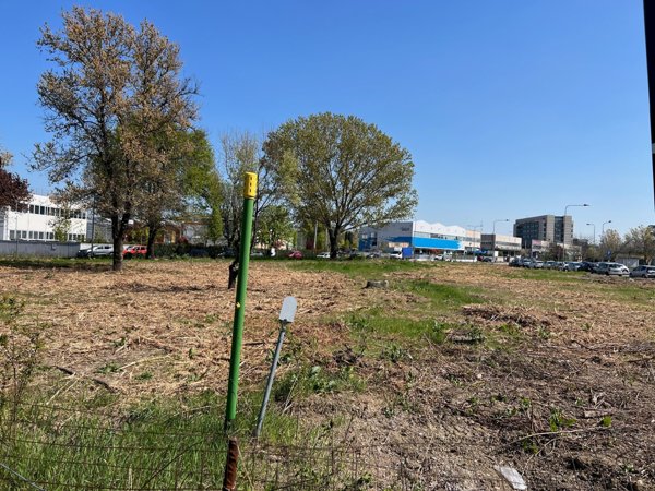 terreno edificabile in vendita a Bologna in zona Aeroporto