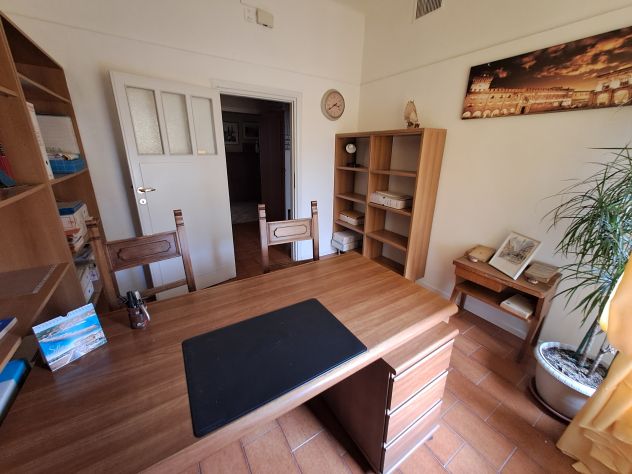 ufficio in vendita a Bologna in zona Centro Storico