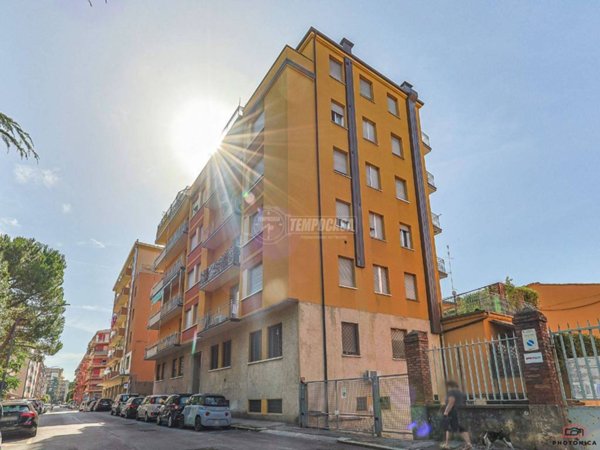 appartamento in vendita a Bologna in zona Saragozza