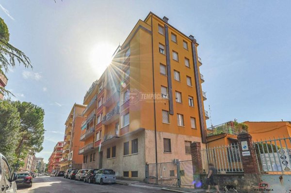 appartamento in vendita a Bologna in zona Saragozza