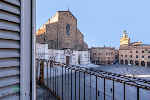 appartamento in vendita a Bologna in zona Centro Storico